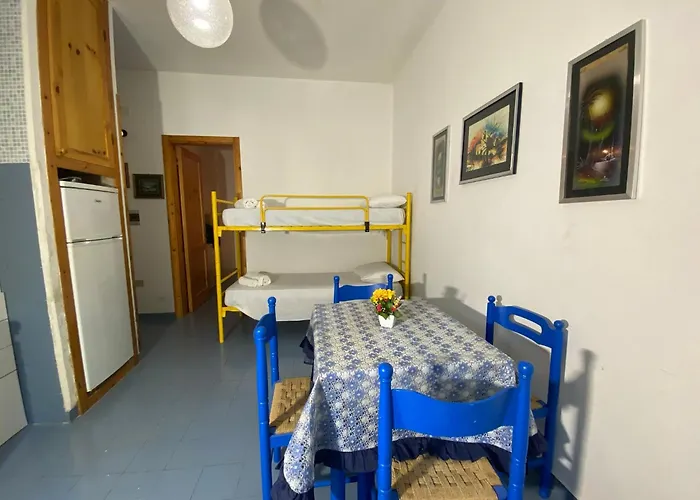 Apartman Baia Beverly 1-2 *